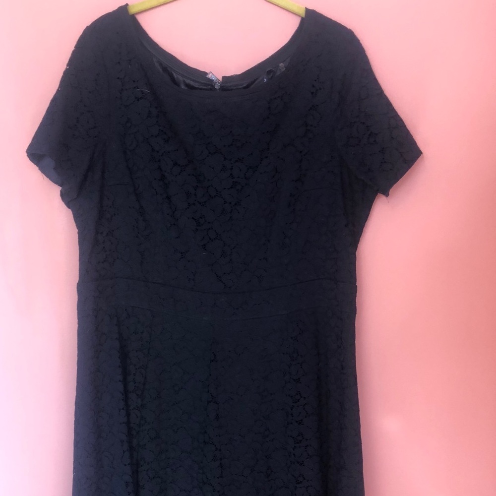Tahari size 16 black dress